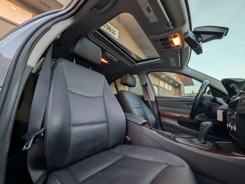 Used 2011 BMW 335i Sedan image 26