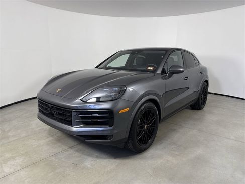 New 2026 Porsche Cayenne S image 1