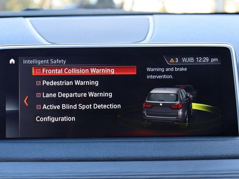 Used 2018 BMW X5 xDrive40e image 40