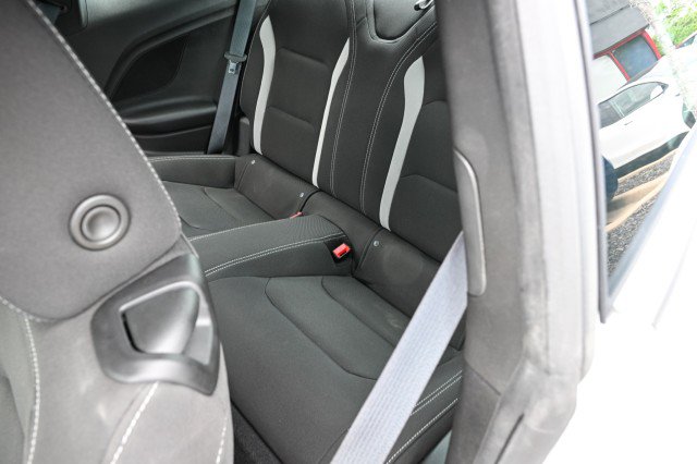Used 2022 Chevrolet Camaro LT RWD image 36