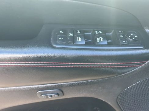 Used 2017 Jeep Grand Cherokee Trailhawk image 15