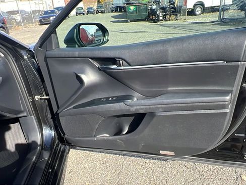 Used 2019 Toyota Camry SE image 29