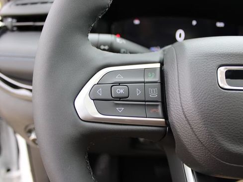 New 2026 Jeep Compass Limited w/ Sun, Sound & Navigation Group AWD/4WD image 17