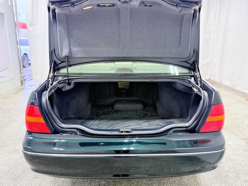 Used 2003 Lexus LS 430 image 34