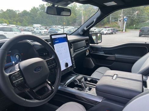 New 2025 Ford F150 Lightning Platinum image 26
