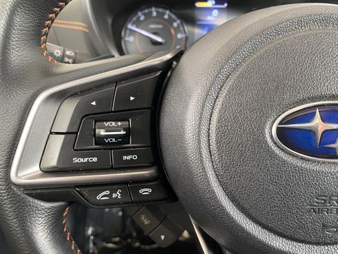 Used 2023 Subaru Crosstrek 2.0i Premium image 6