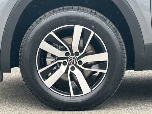 Used 2023 Volkswagen Atlas SE FWD image 26