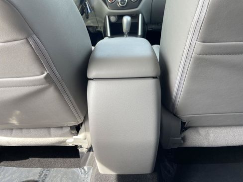 Used 2013 Subaru Forester 2.5X Limited AWD/4WD image 19