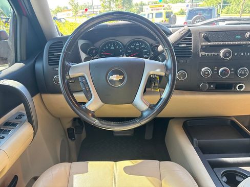 Used 2009 Chevrolet Silverado 1500 LT w/ Max Trailering Pack AWD/4WD image 16
