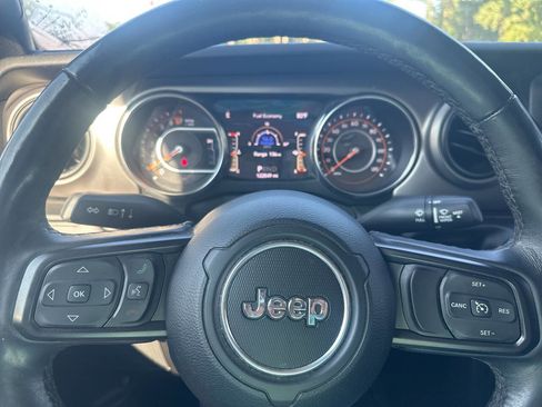 Used 2020 Jeep Gladiator Sport w/ Quick Order Package 24S image 32