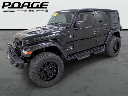 Used 2019 Jeep Wrangler Unlimited Sahara w/ Quick Order Package 24M Moab AWD/4WD image 1