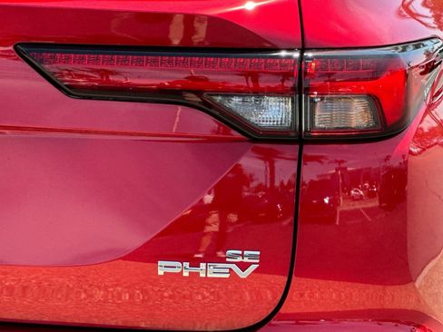 New 2025 Mitsubishi Outlander SE image 27