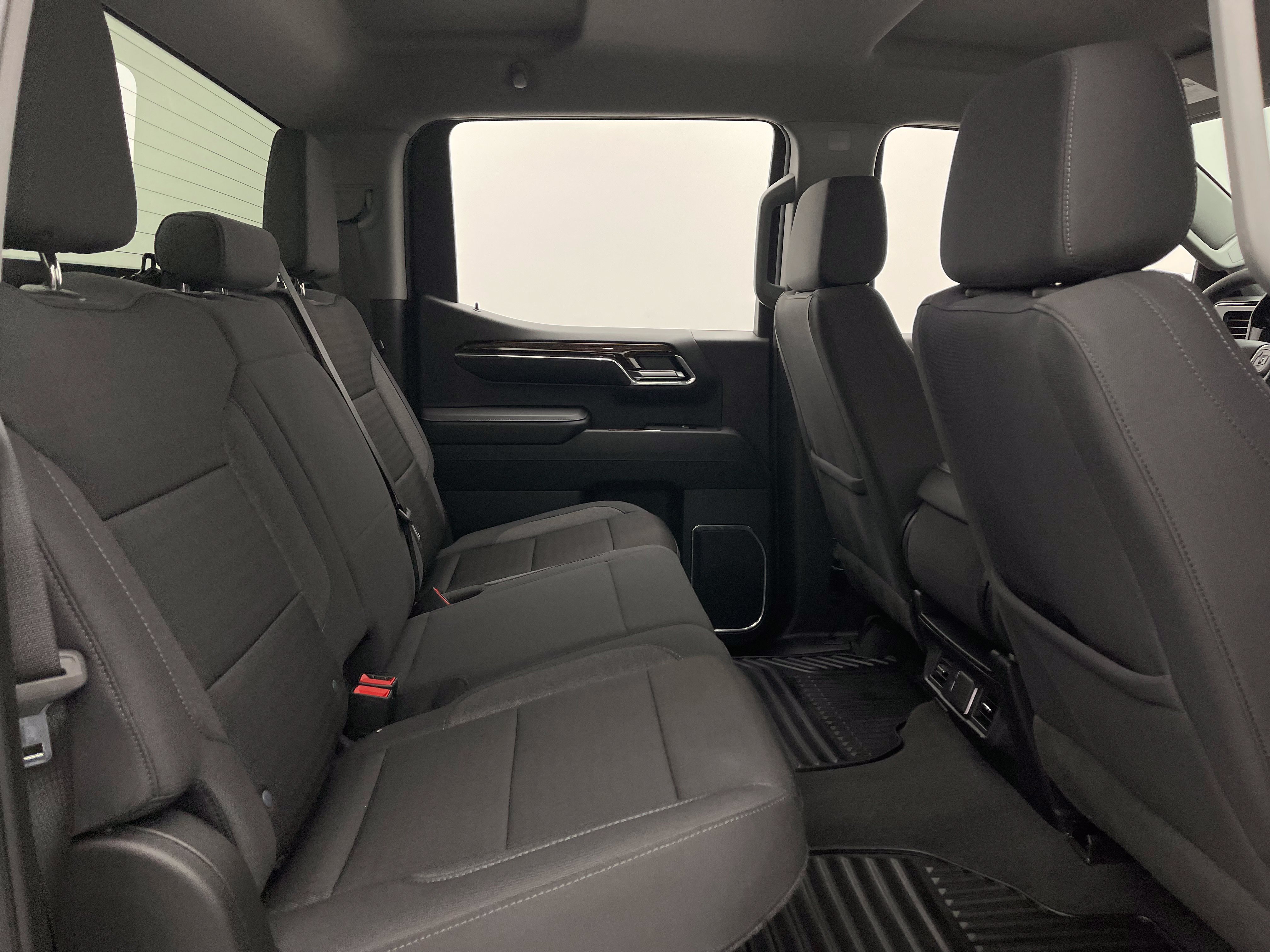Used 2024 GMC Sierra 1500 SLE AWD/4WD image 35