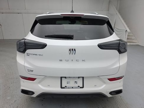 Used 2025 Buick Encore GX Avenir w/ Avenir Technology Package image 7