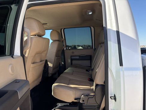 Used 2016 Ford F250 Lariat w/ Lariat Ultimate Package AWD/4WD image 14