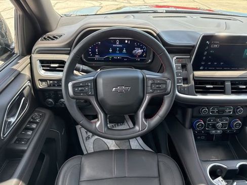 Used 2023 Chevrolet Suburban RST w/ Sport Performance Package image 22