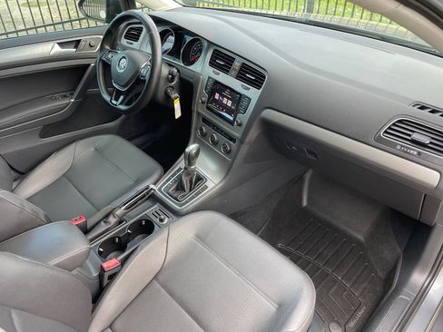 Used 2015 Volkswagen Golf S FWD image 18