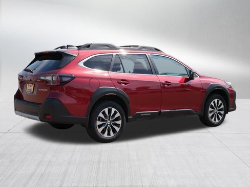 Used 2024 Subaru Outback Limited AWD/4WD image 7