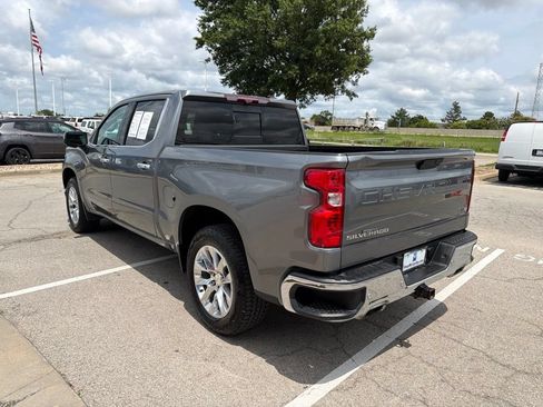 Used 2020 Chevrolet Silverado 1500 LTZ w/ LTZ Premium Package AWD/4WD image 5