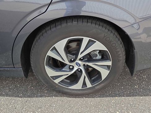 Certified 2025 Subaru Legacy Premium image 29