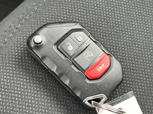 Used 2021 Jeep Wrangler Unlimited Sport AWD/4WD image 35