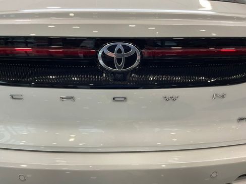 Certified 2024 Toyota Crown Platinum AWD/4WD image 20