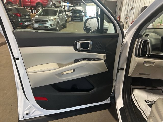 Used 2026 Kia Sorento S AWD/4WD image 27