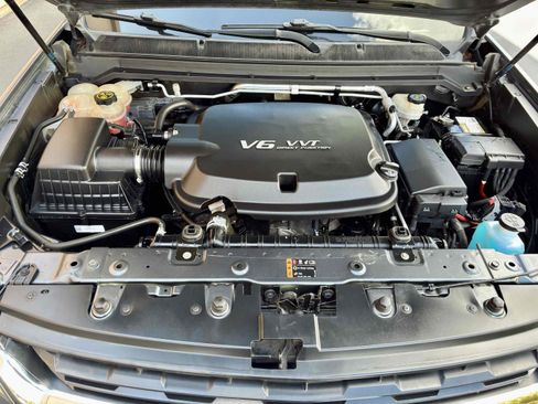 Used 2017 Chevrolet Colorado W/T w/ WT Convenience Package image 47