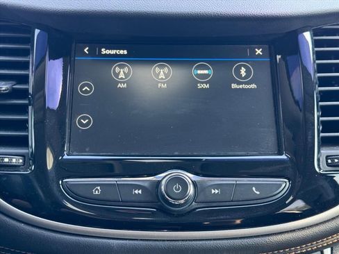 Used 2019 Chevrolet Trax LT w/ Redline Edition FWD image 23