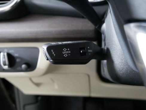 Used 2023 Audi Q5 2.0T Premium Plus w/ Premium Plus Package image 31