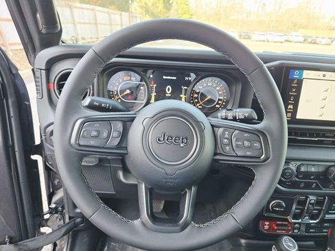 New 2026 Jeep Wrangler Unlimited Rubicon image 25