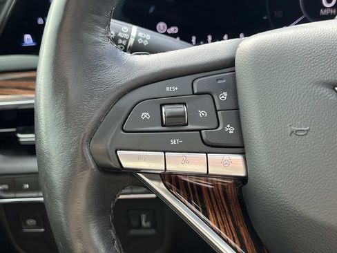 Used 2023 Cadillac Escalade Premium Luxury w/ Performance Package AWD/4WD image 30