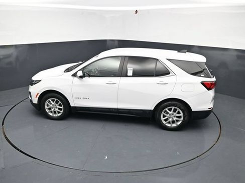 Used 2024 Chevrolet Equinox LT AWD/4WD image 57
