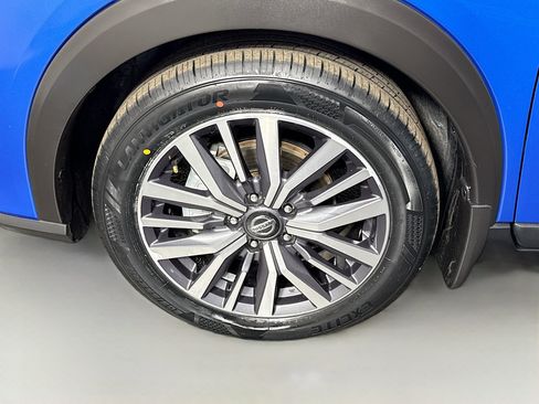 Used 2021 Nissan Kicks SR FWD image 37