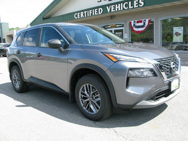 Used 2023 Nissan Rogue S AWD/4WD image 2