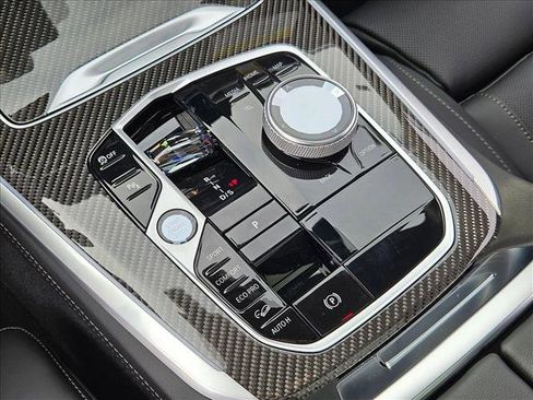 New 2026 BMW X5 M60i image 11