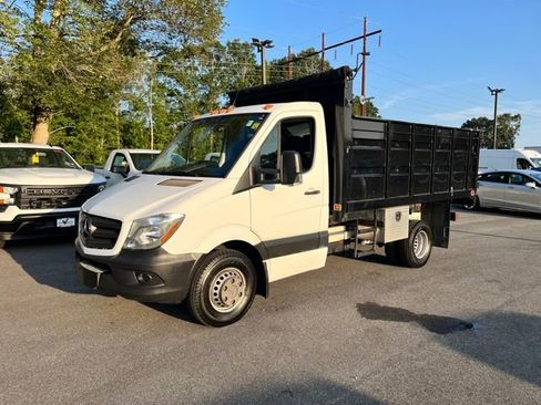 Used 2017 Mercedes-Benz Sprinter 3500 image 2
