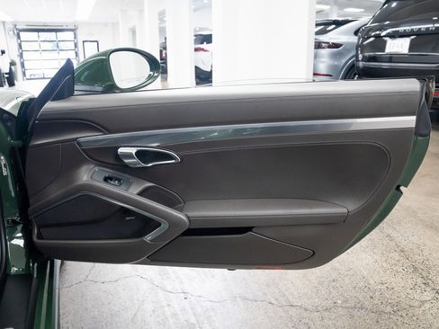 Used 2017 Porsche 718 Cayman S image 20