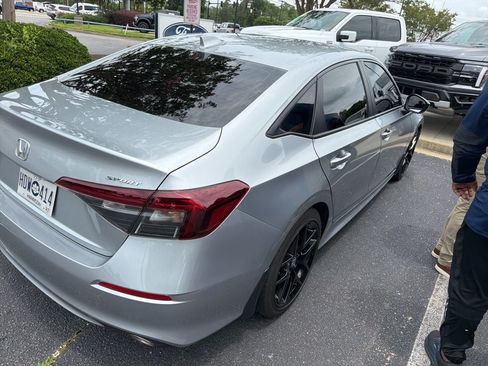 Used 2025 Honda Civic Sport image 16
