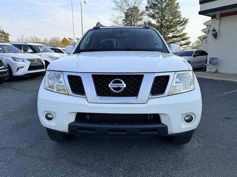 Used 2017 Nissan Frontier PRO-4X w/ Pro-4x Luxury Package image 2