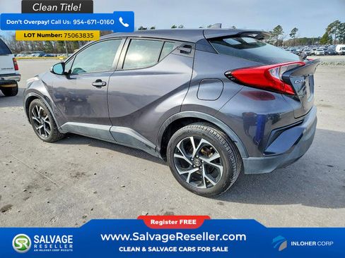 Used 2018 Toyota C-HR XLE image 3