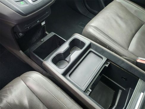 Used 2018 Honda Odyssey Touring image 16