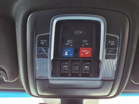 Used 2022 RAM 3500 Laramie image 18