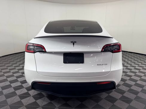 Used 2022 Tesla Model Y Performance AWD/4WD image 8