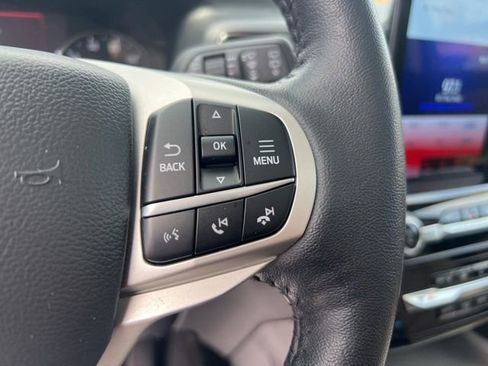 Certified 2023 Ford Explorer Limited w/ Limited Technology Package AWD/4WD image 12