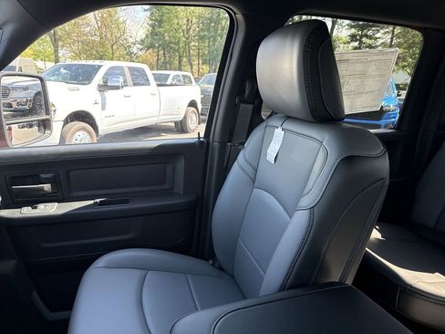 New 2026 RAM 3500 Tradesman AWD/4WD image 30