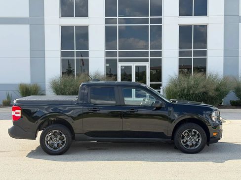 Used 2025 Ford Maverick XLT FWD image 4