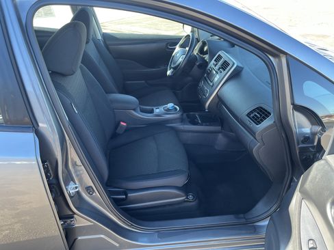 Used 2015 Nissan Leaf S w/ Charge Package image 14