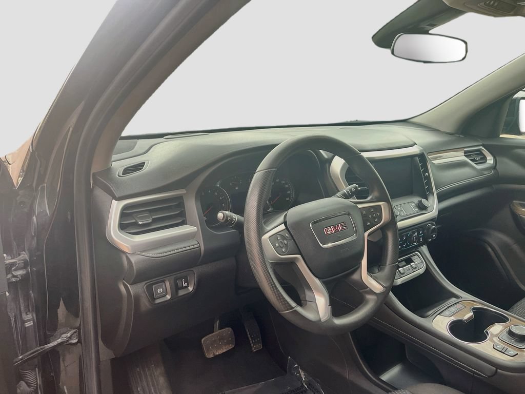Used 2023 GMC Acadia SLE w/ Driver Convenience Package AWD/4WD image 9