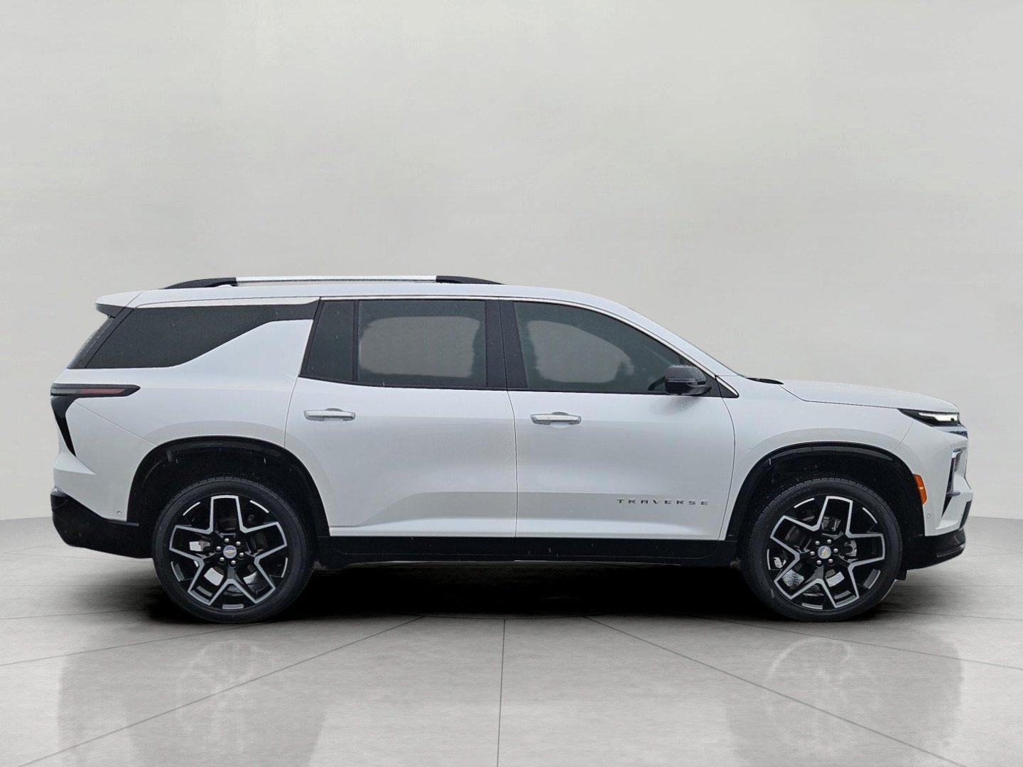 Certified 2025 Chevrolet Traverse High Country AWD/4WD image 9